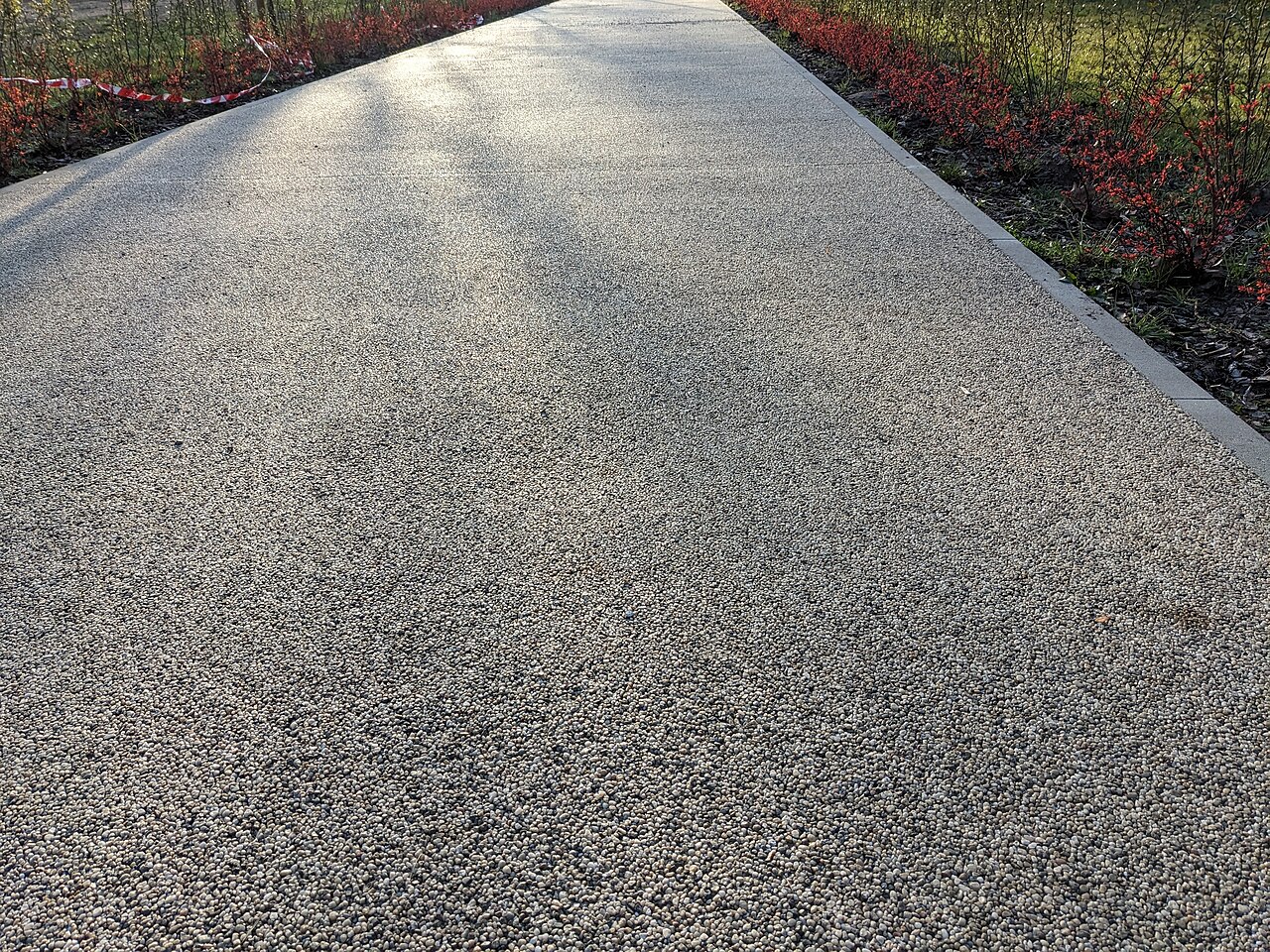 A resin-bound aggregate surface