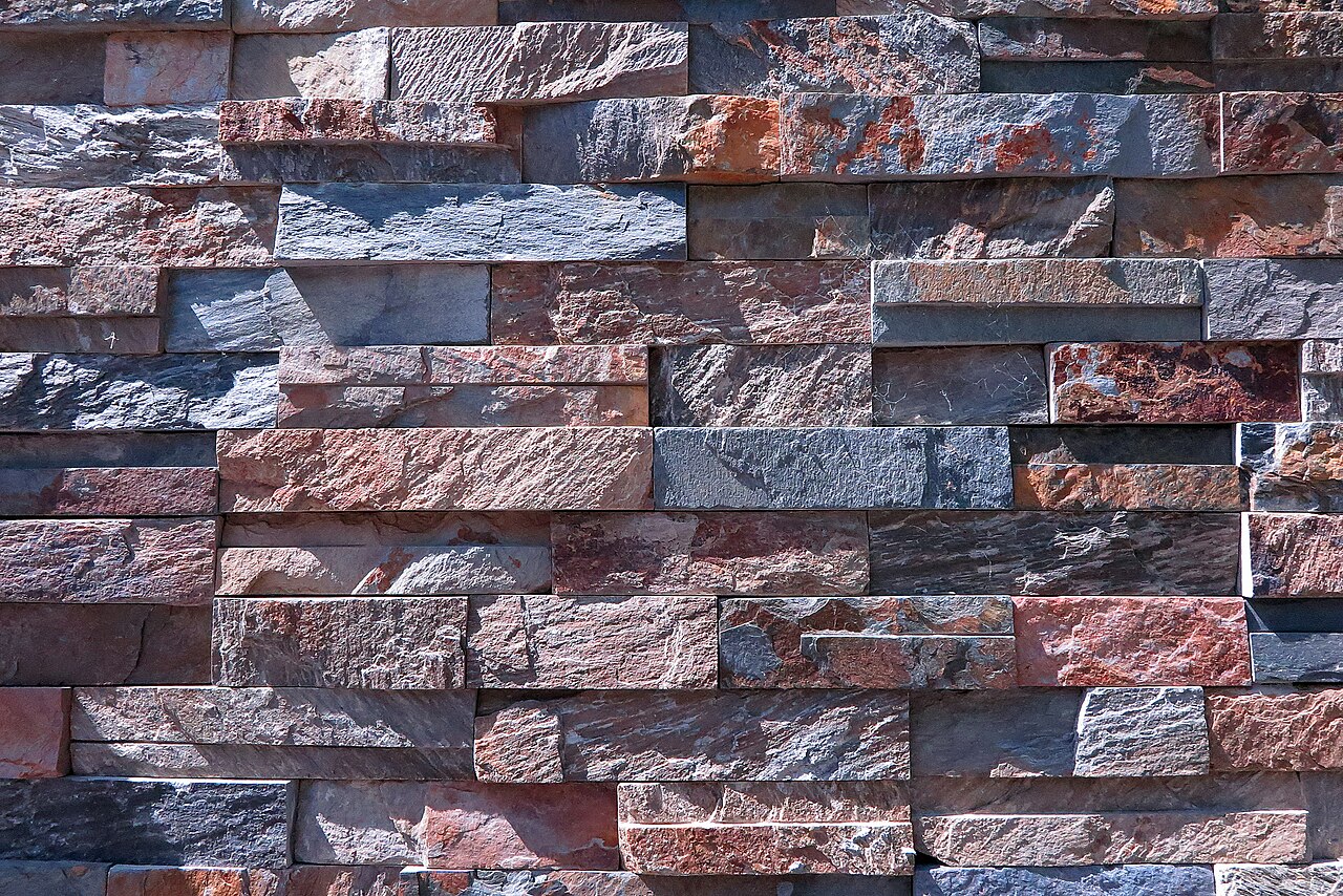 Cut stone cladding on the kiosk building at Coppet Hall beach, Wales