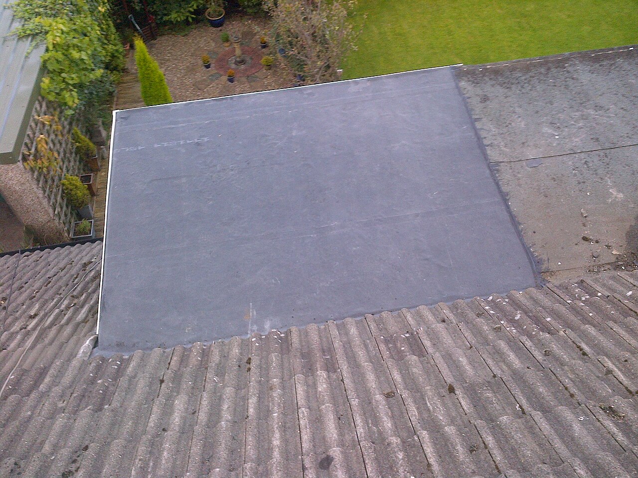 A flat roof covered with an EPDM rubber membrane in Halifax, West Yorkshire